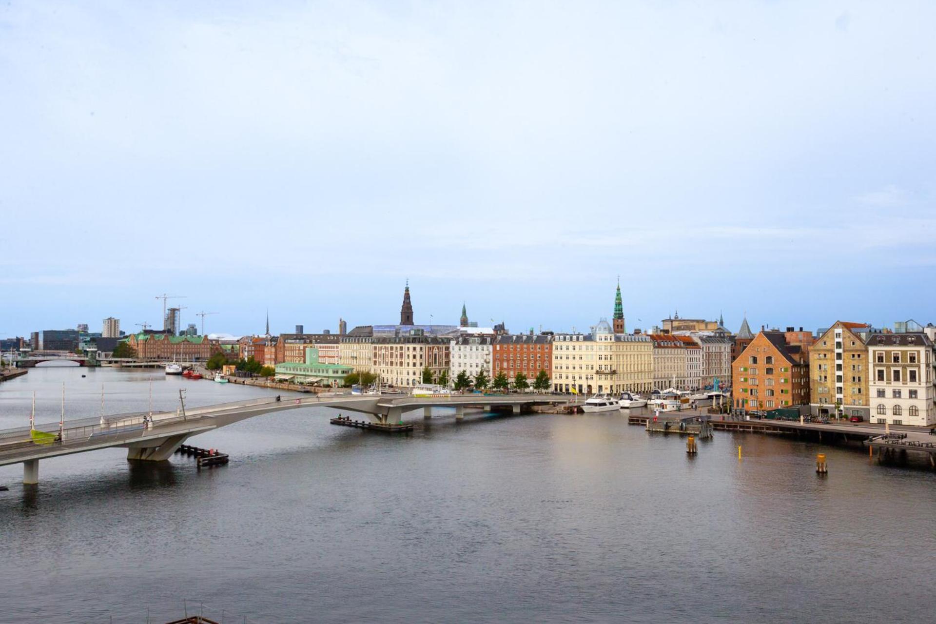 Udsigt Til 20.000.000 Dkk - M.Plads Til 6 Personer Apartman Koppenhága Kültér fotó